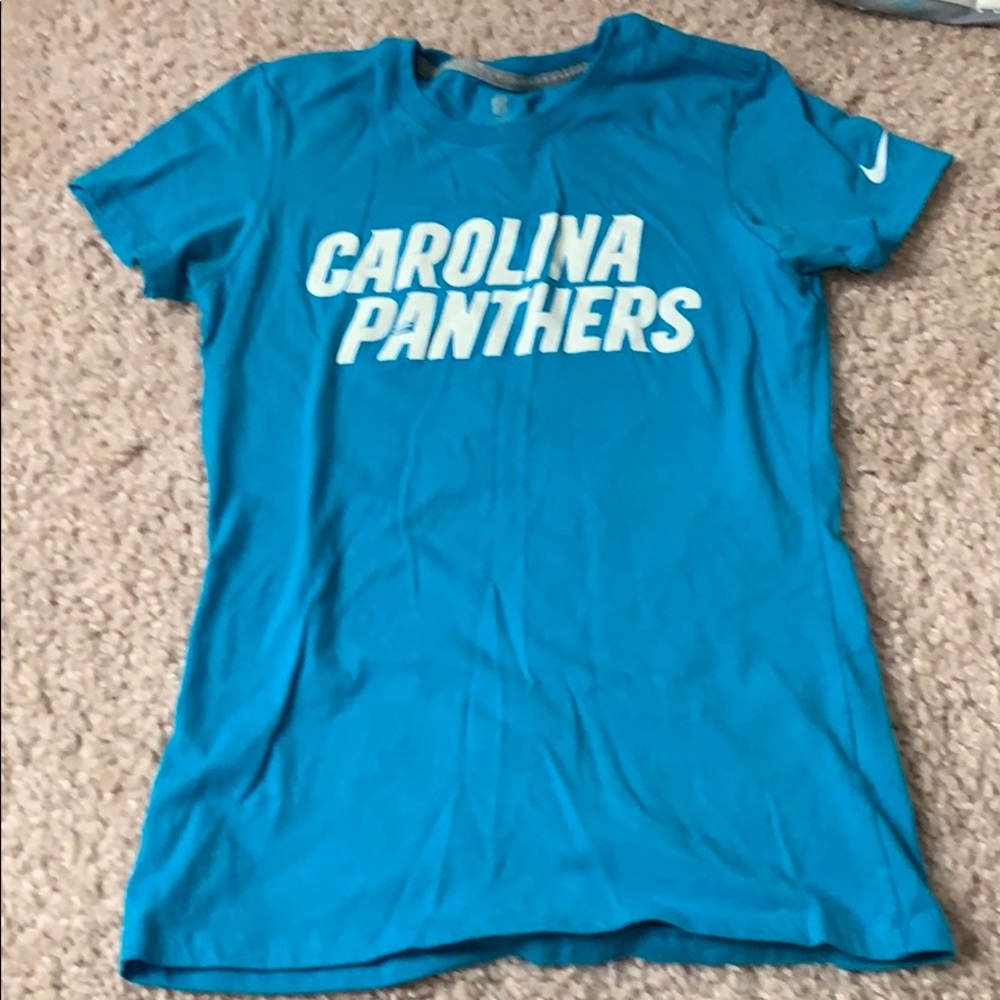 Fitted Nike Carolina panthers shirt